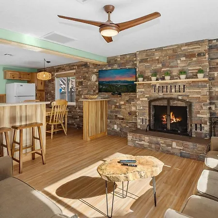 Robinson'S Roost - This Sierra Style Cabin Is The Perfect Mountain Escape, Pacman And Arcade Games!